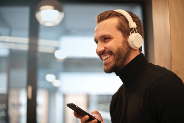 An app that eliminates noise and allows you to focus on speech can enable clearer communication for people.
